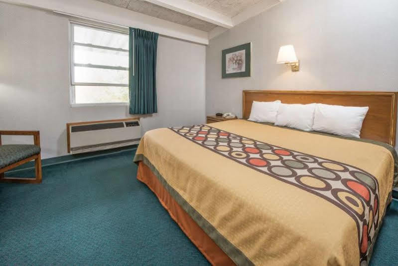 Red Roof Inn Richmond, In 外观 照片